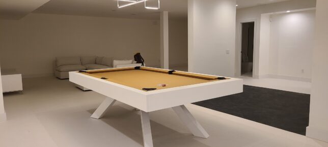 MODEL WHITE SPIDER  POOL TABLE - Image 4